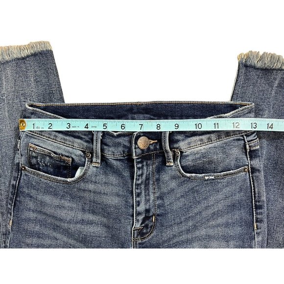 Urban Outfitters BDG Jeans Womens 2 Crop Twig High Rise Blue Distressed Raw Hem - Picture 11 of 14